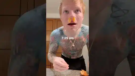 Ham Med Guitaren Lyrics {English Meaning} – Christopher