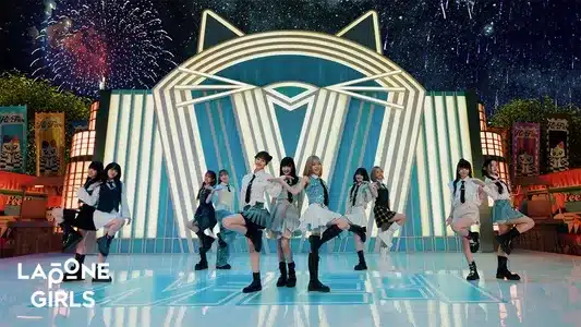 Hi-Five Lyrics Translation — Who I Am | Me