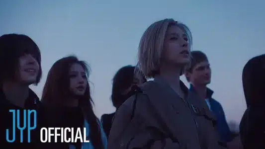 High Horse Lyrics Translation: Fe3O4: Forward | Nmixx