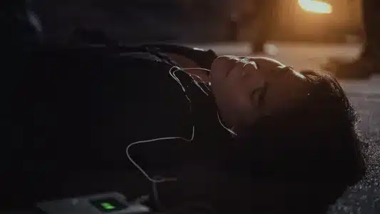 หล่น (Faded) Lyrics Meaning (in English) - Pun