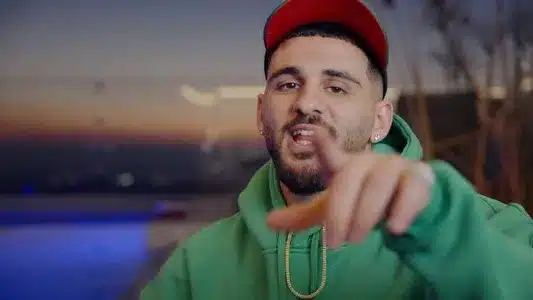 חברים שלי Lyrics Translated to English — Liad Meir