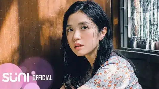 Không Sao Mà, Em Đây Rồi Lyrics [English Meaning] - Dangthicong | Suni