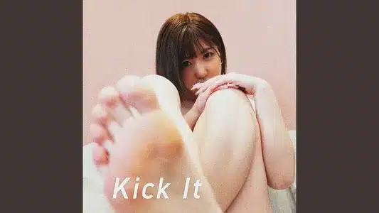 Kick It Lyrics With English Translation: Churu