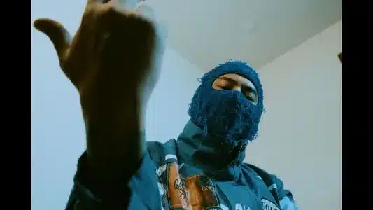 Kodak Blu Lyrics {English Translation} - Gaspari