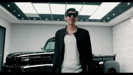 La Capi Lyrics Translated to English – Neton Vega