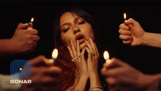 La De Arca Lyrics With English Translation — Rubí