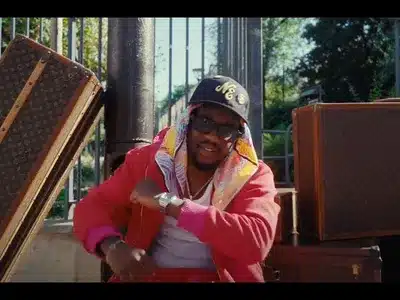 La Jeunesse Dorée Lyrics Translated to English: Guy2Bezbar