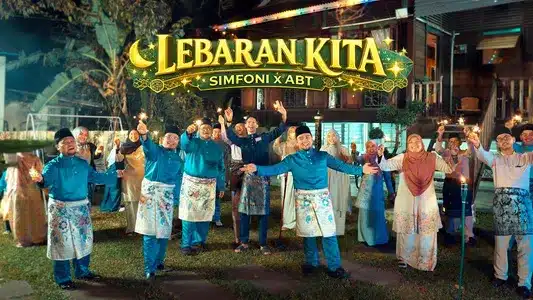 Lebaran Kita Lyrics English (Translation) | Simfoni