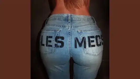 Les Mecs Lyrics {English Translation}: Eva