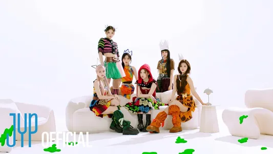 Love Me Like This Lyrics English Meaning: Expérgo | Nmixx