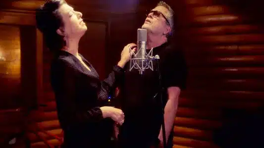 מה לי ולרומנטיקה Lyrics {English Translation} - Dikla