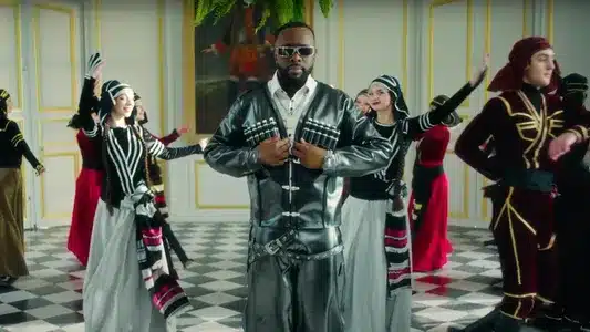 Ninao Lyrics English Translation: Le Nord Se Souvient : L'Odyssée | Gims