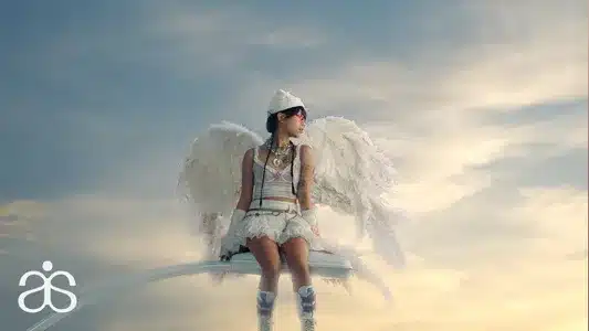 Nữ Siêu Anh Hùng Lyrics Translation – Ái | Tlinh