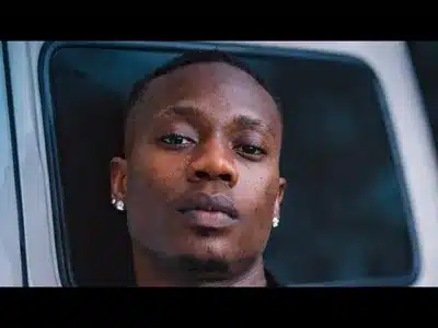 Oyaya Lyrics English (with Translation): Lutty Neika