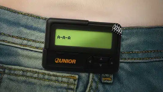 Pager Lyrics (English Meaning): Junior