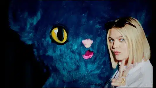 Pardonne-Moi Lyrics English Meaning – Sentiments Heureux | Louane