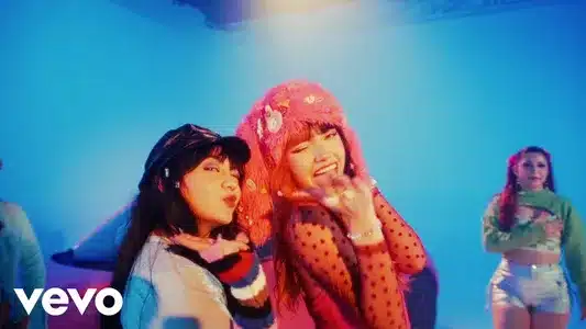 Plakozona Inventada Lyrics English (Translation) – Nxnni | Sam Vazquez