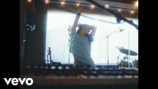 Primer Amor Lyrics (English Meaning) | Malú