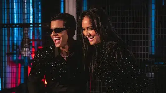 Qué Más Da Lyrics Translation: Soy | Daniela Darcourt