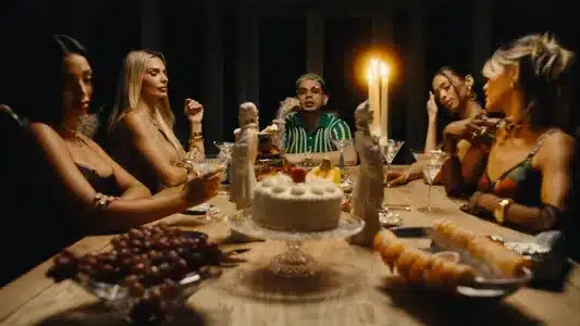 Quickie Lyrics [English Meaning] - Dei V