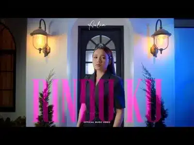 Rindu Lyrics Translation (in English) – Aulia