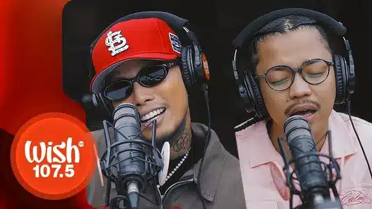 Rosas Lyrics {English Meaning}: Yuridope