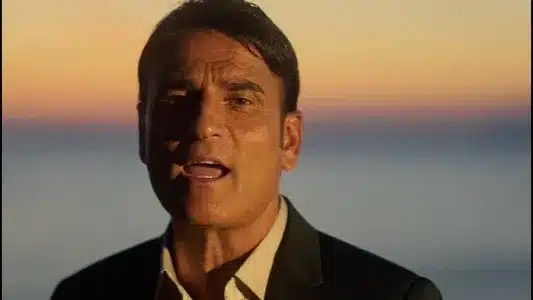 Rossetto E Caffè Lyrics {English Translation} | Sal Da Vinci