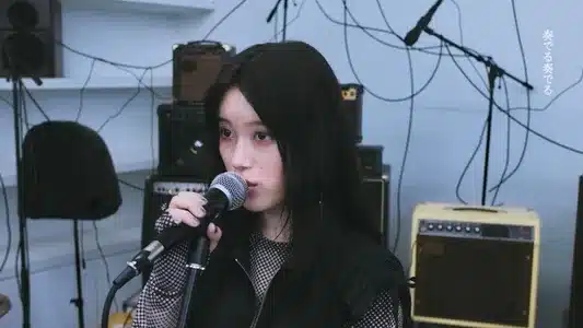 Salad Bowl Lyrics Meaning: Aooo | Aooo