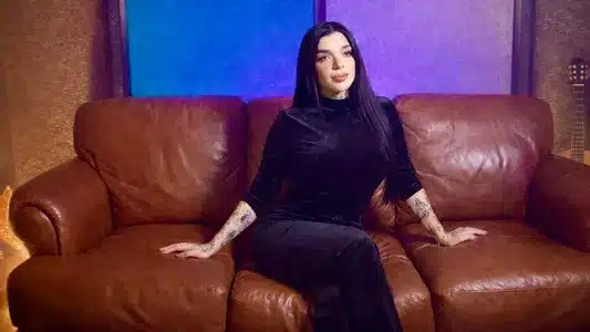 Solamente Lyrics Meaning (in English): Alfonzin García 