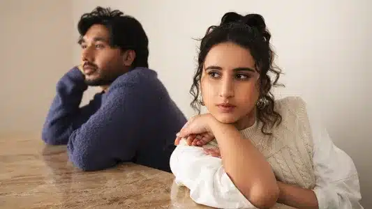 Tanhaiyan Lyrics With English Meaning – Musahib | Raashi Sood