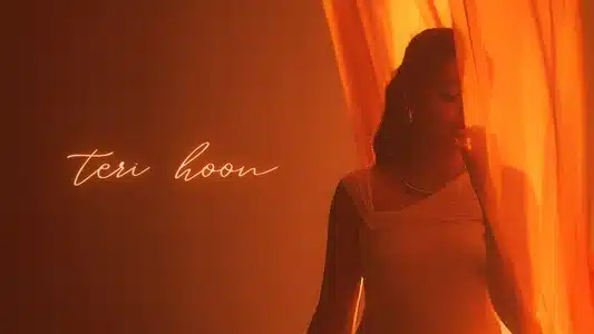 Teri Hoon Lyrics With English Meaning – Lisa Mishra
