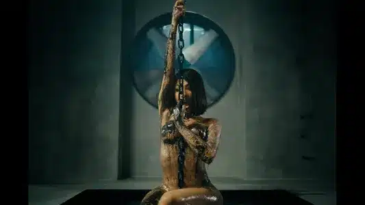 Todos Mienten Lyrics {English Translation} — Yailin La Mas Viral