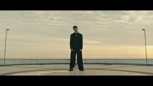 Un'Alba Senza Luce Lyrics English (Translation) — Francesco Caggiano