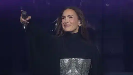 Un Dimanche Avec Toi Lyrics Meaning - Charlotte | Vitaa