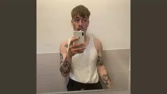 Uschi Lyrics {English Translation} — Mc Windhund