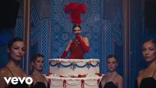 Voilà Lyrics {English Meaning} - Elettra Lamborghini