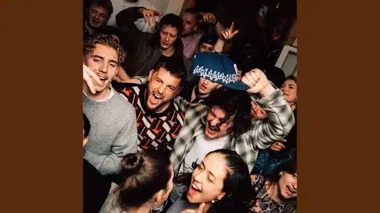 Wenn Ich Tanz Lyrics English (Translation) – Bausa | Majan