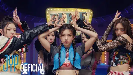 Cheshire Lyrics (English Meaning) | Itzy