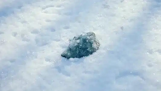 Crystal Cloud Lyrics Meaning (in English): Blooming Bungei | Hal