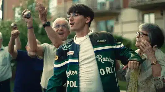 Extraordinaire Lyrics Meaning | On S'Enverra Des Fleurs | Fredz