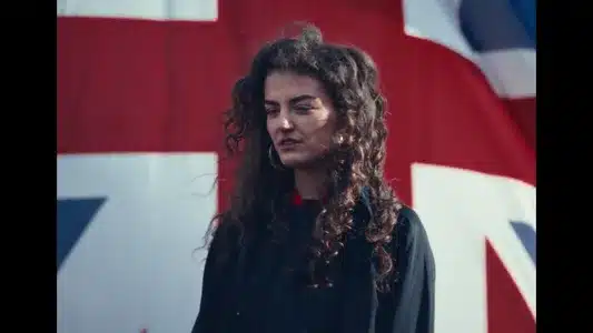 Komt Goed Lyrics Translated to English — Isabèl Usher