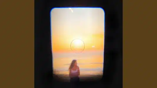 Kostky Z Lega Lyrics Meaning: Milý Deníčku | Beira