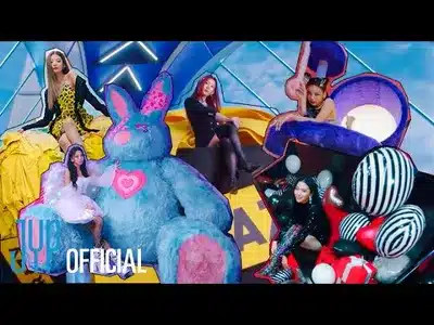 Loco Lyrics English Translation – Crazy In Love | Itzy