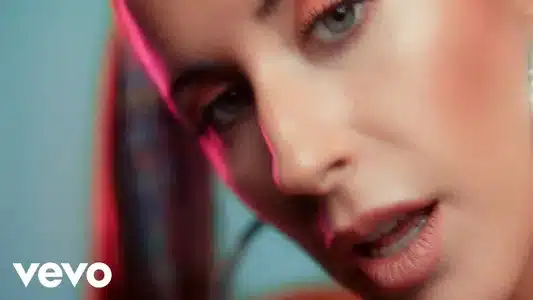 Nochentera Lyrics English Meaning — Noctalgia | Vicco