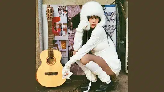 오프라인 (Offline) Lyrics {English Meaning} — Leebada