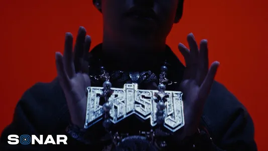 Presidente Lyrics Translated to English – Cris Mj