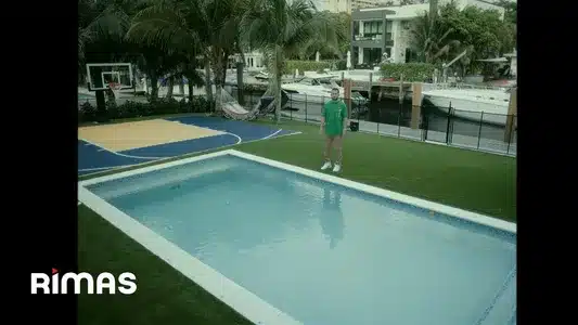 Qsy Lyrics Translation — Microdosis | Mora