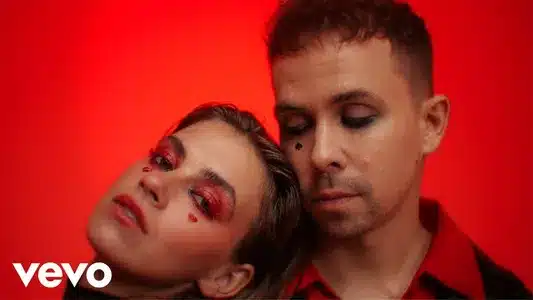 Srdcová Dáma Lyrics English (with Translation) - Petr Lexa | Slza