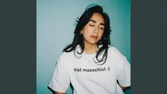 Trist Masochist Lyrics English (Translation) - Delara