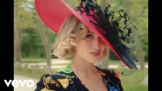 Tu T'En Iras Lyrics English Meaning: Traîtrise | La Zarra